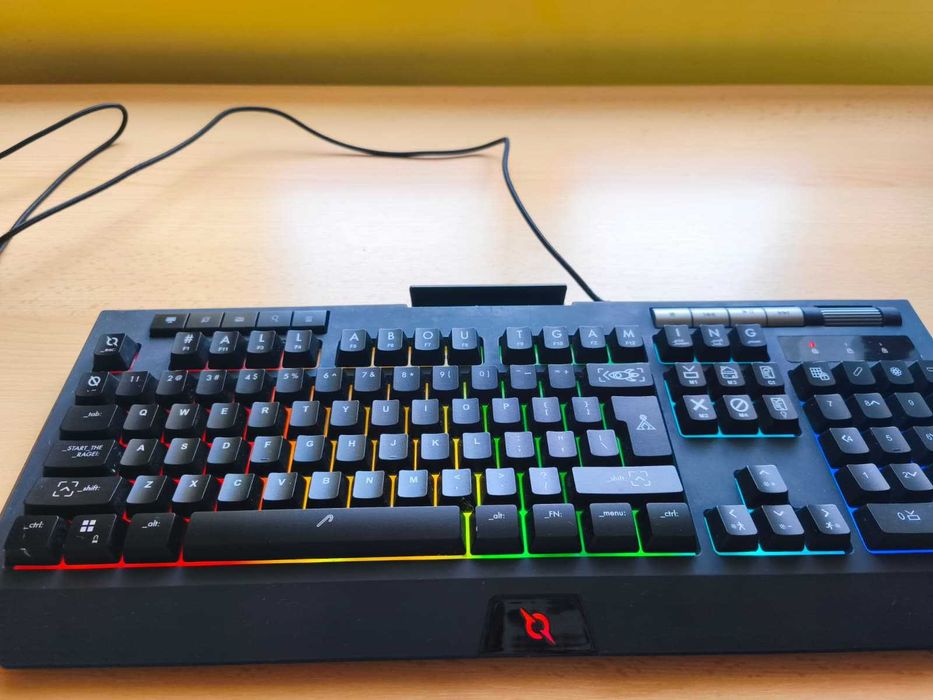 Tatstatura Gaming Led Aqirys