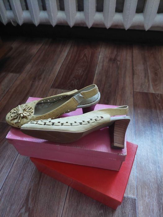 Босаножки шлёпки