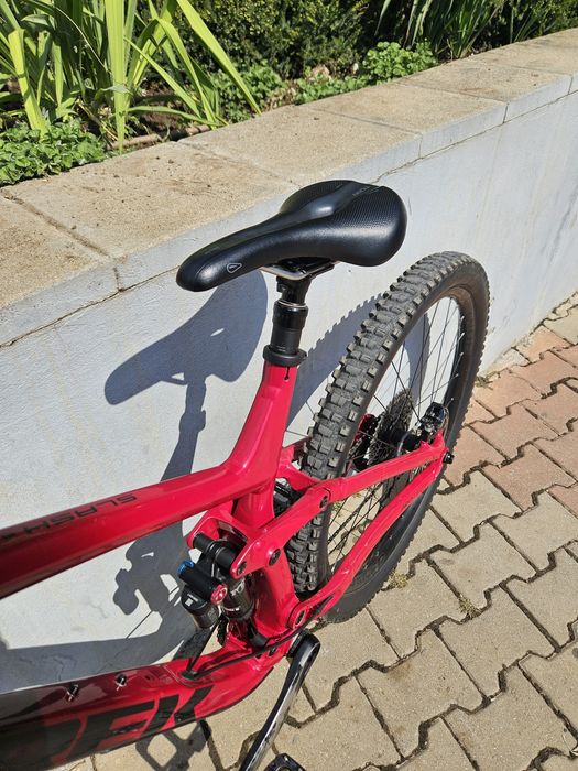 TREK Slash 8  FOX36