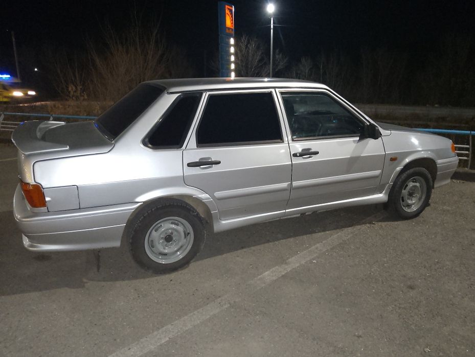 Автомобиль ваз 2115