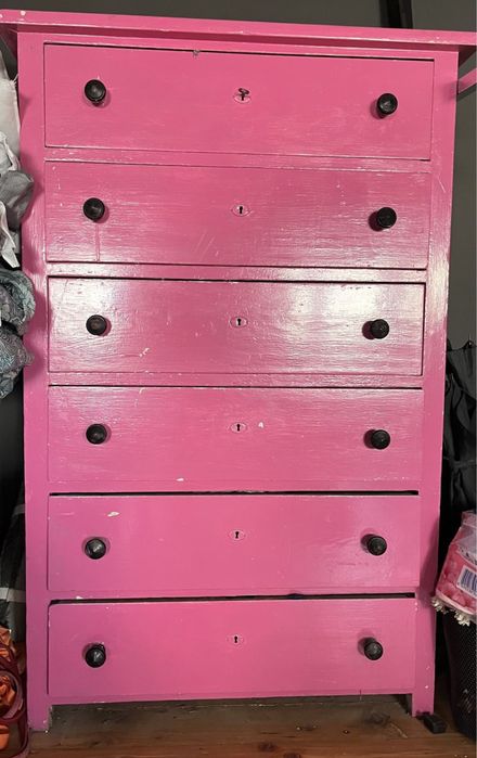 Стар скрин от масивно дърво тоалетка и легло спалня