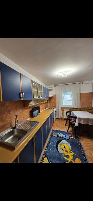 Apartament de închiriat