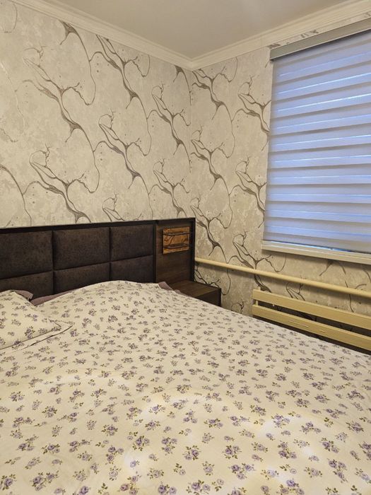 3 xonali kvartira sotiladi