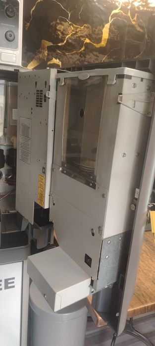 Automat de cafea profesional (Tabletop) – Ideal Birou / Spațiu Comercial