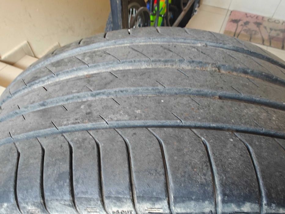 cauciuc sh vara stare ok jaguar xe  sau bmw 225/45/r18 100 lei bucata