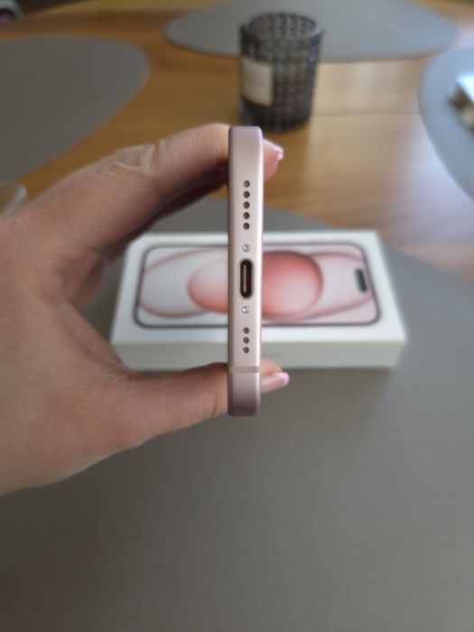 Iphone 15 128 gb,с гаранция