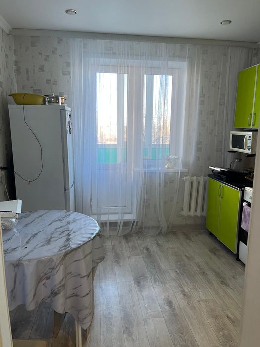 Продам 2х комн улудшеную квартиру