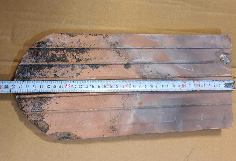 Tigla ceramica veche tip solzi peste tiganeasca rustica stare f. buna