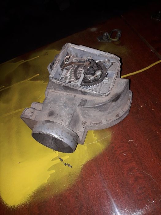 Запчасти на Ауди б4 инжектор