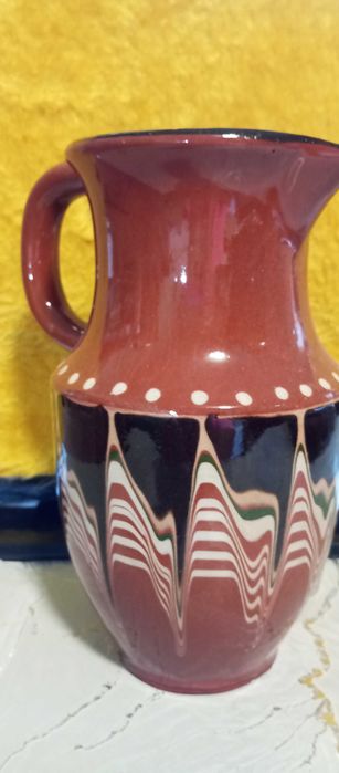 Керамични кана и ваза