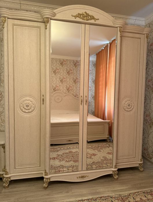 Доставка шкаф шифонер