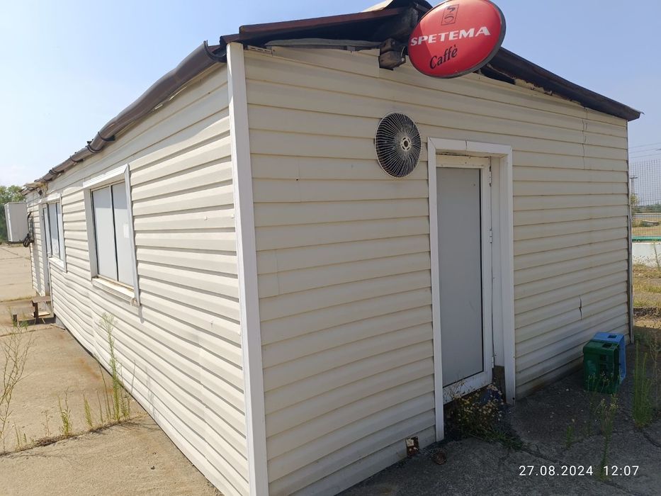 Продавам преместваем търговски обект, със всички разрешителни.