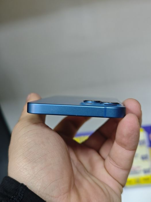 iPhone 13 128 100% baterie schimbata