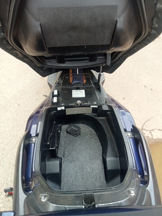 Honda silver wuing 400