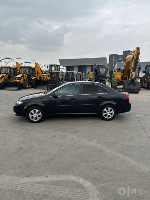 Gentra 1.5 narxi 7200 kelishiladi