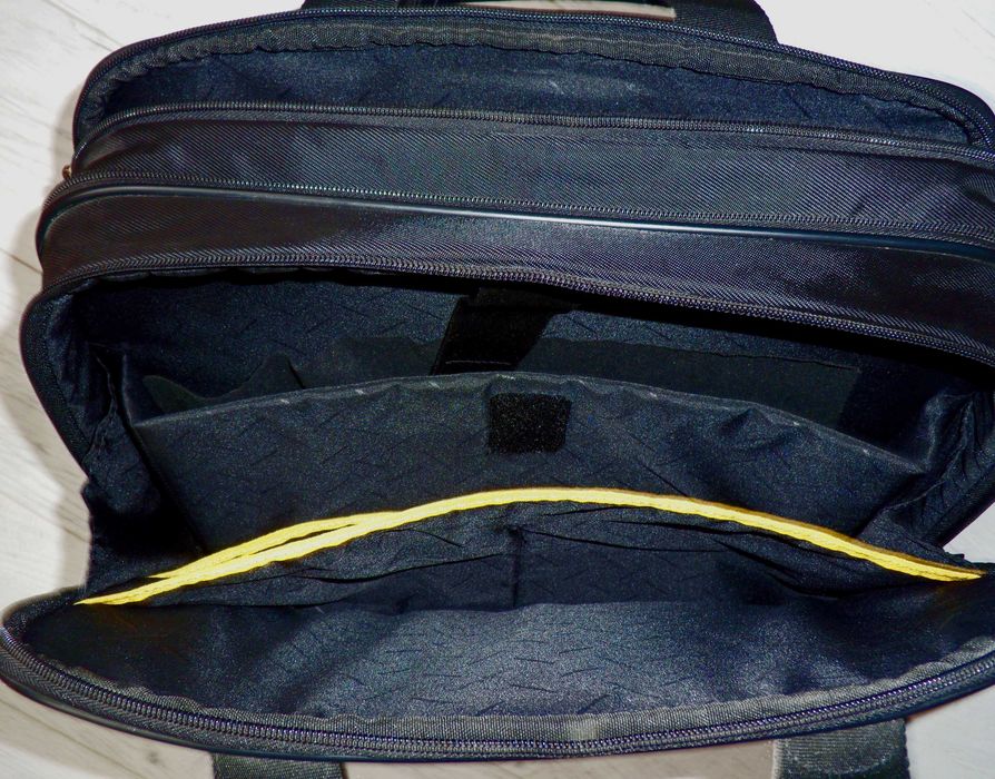 Бизнес чанта Samsonite