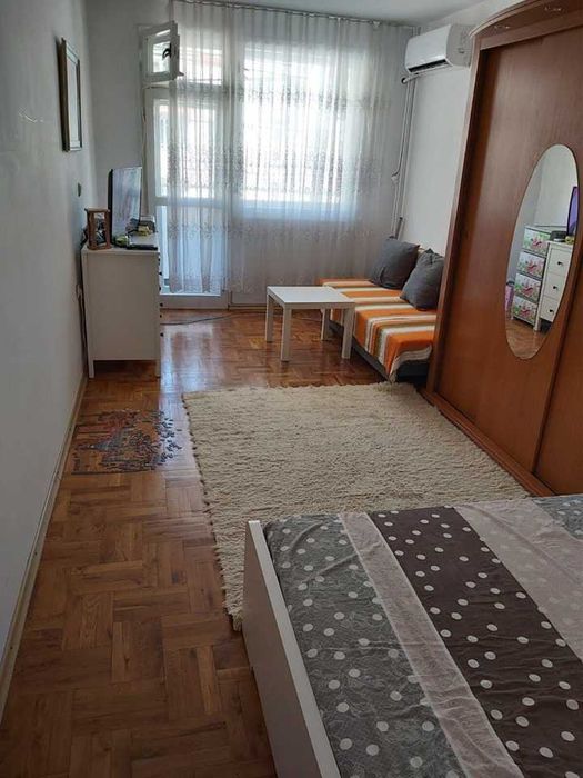 Дава се под наем Двустаен апартамент в Бургас, Лазур - 40 кв.м за 204 € - Снимка #11