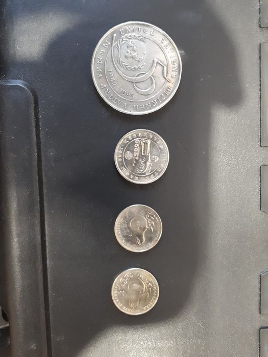 Продам старые монеты