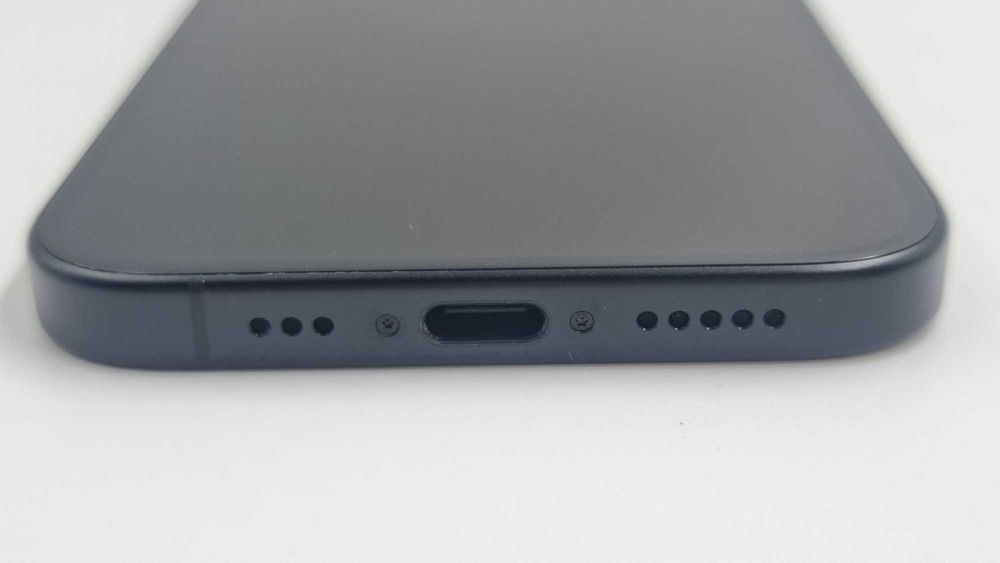 iPhone 16 [Amanet Club Caro]