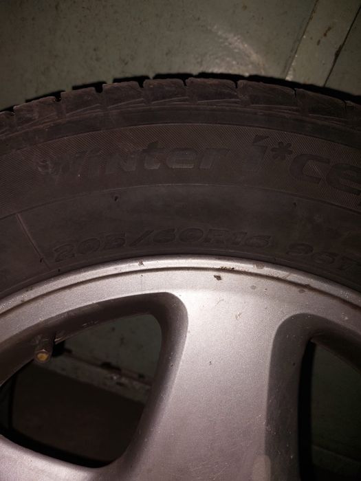 Продам колеса с дисками зимний