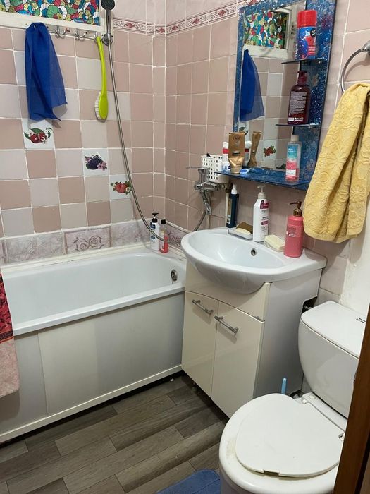 Продам 2хком квартиру район Вокзала.