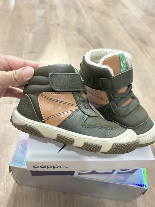 Продам детские ботинки Pappix