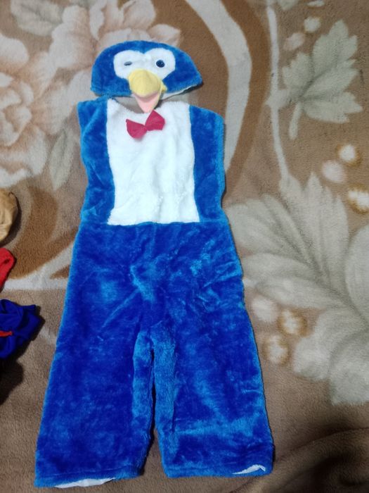 Продам новогодние костюмы