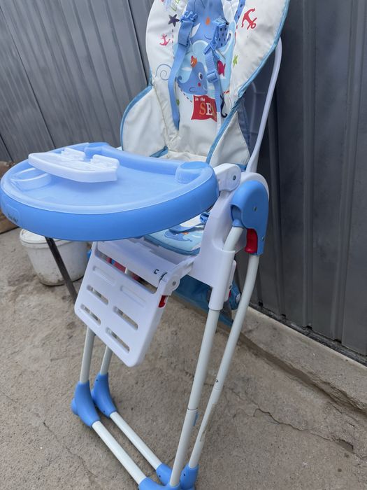 Детский высокий стульчик для детей