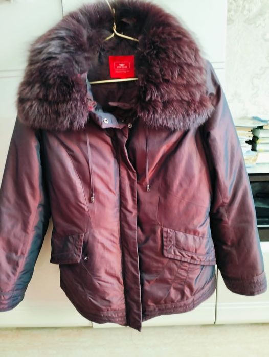 Продам куртку зимнюю