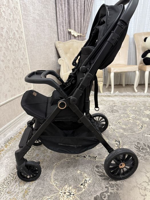 Коляска прогулочная