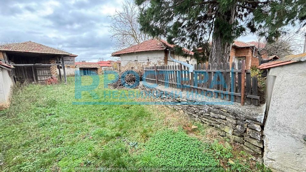 Продава се Къща в Търговище, Център - 160 кв.м за 270 €/кв.м - Снимка #19