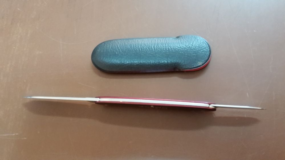 OMEGA-VICTORINOX-Джобно ножче-Колекционерско