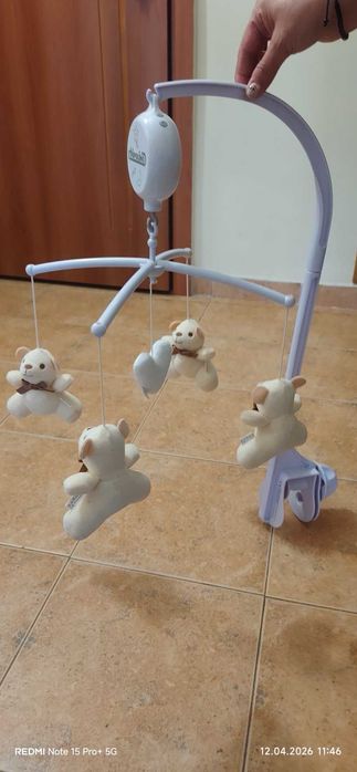 Пееща играчка за кошара