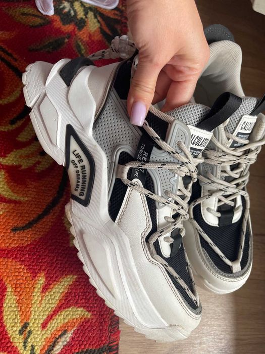 Кроссовки подростковые 38р