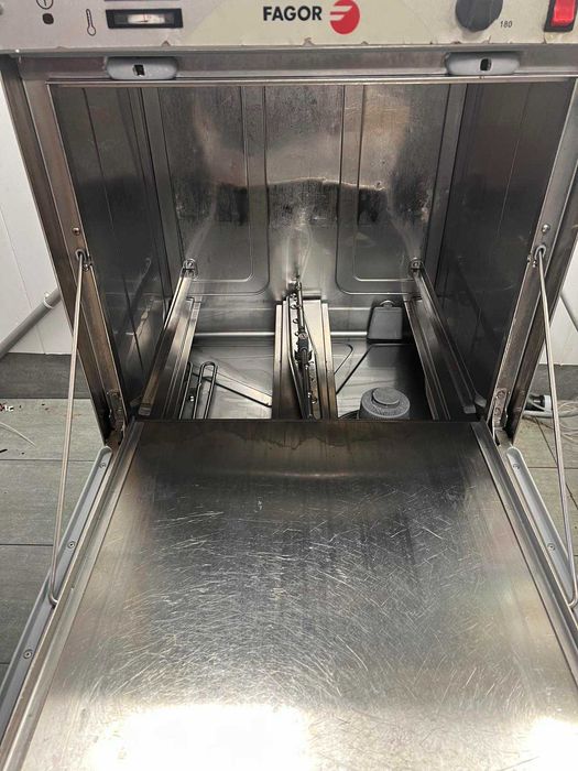 Професионална съдомиялна FAGOR