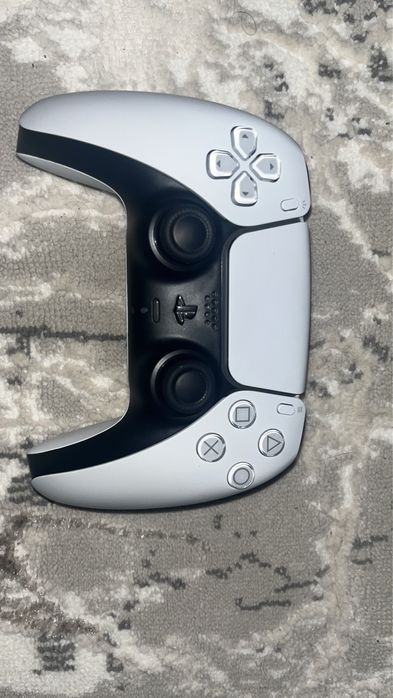 Срочно продам PS5 1тб или обмен на айфон 15 про