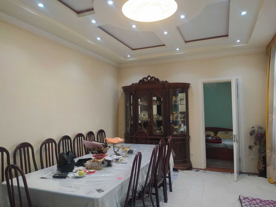 Дом 5 комнат на участке 2,25 сотки недалеко от Малики