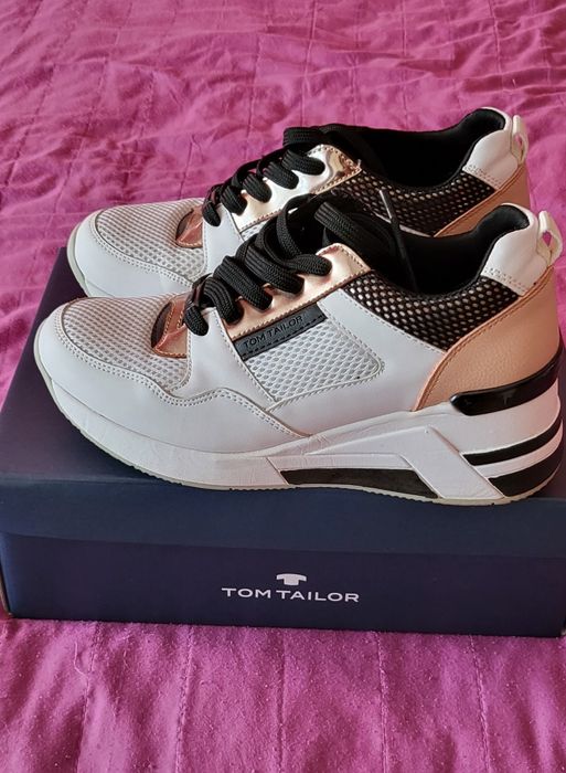 Tom Tailor оригинални обувки с платформа на.40