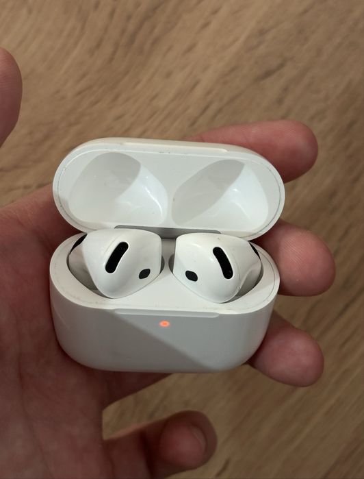 Airpods 4 оригинал