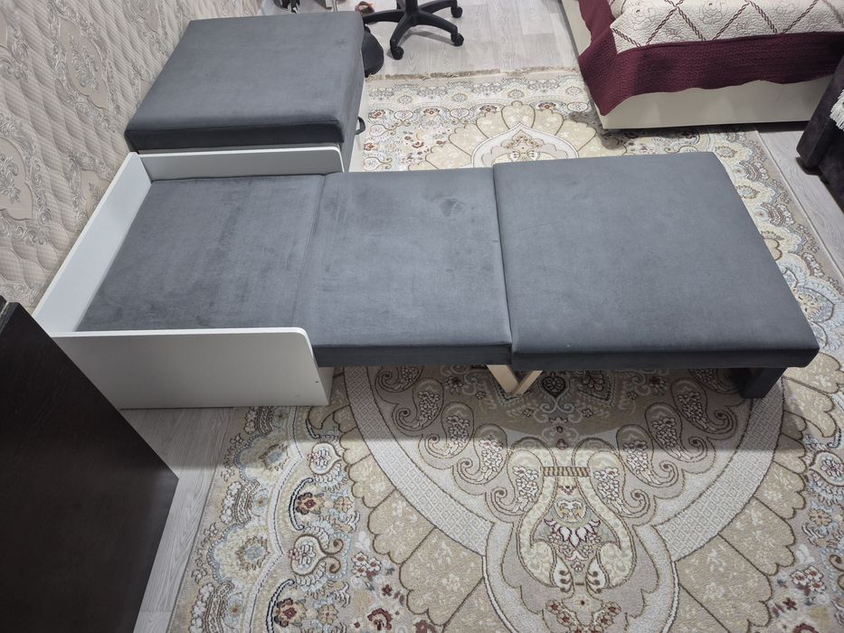 Продам пуфик-кровать