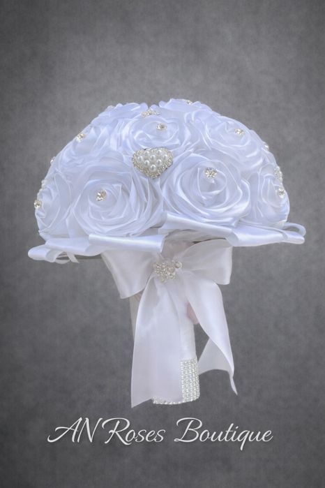 Buchet Mireasa cu trandafiri de satin