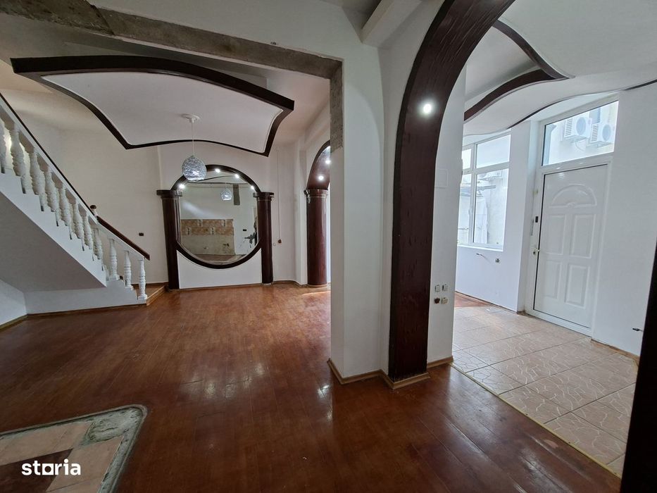Piata Unirii, Calea Calarasilor, PROPRIETAR, vand casa P+M, 4 camere