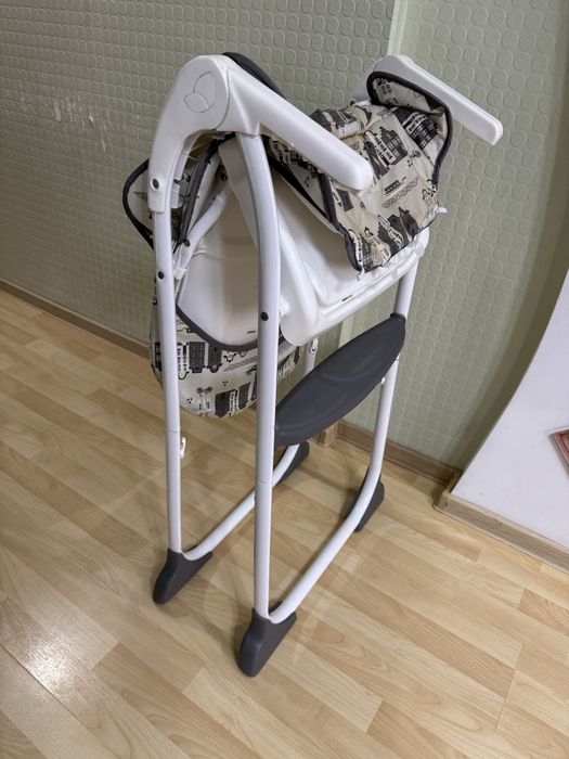 Стульчик для кормления Joie