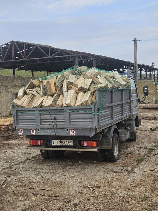 Lemn de foc tăiat si crapat