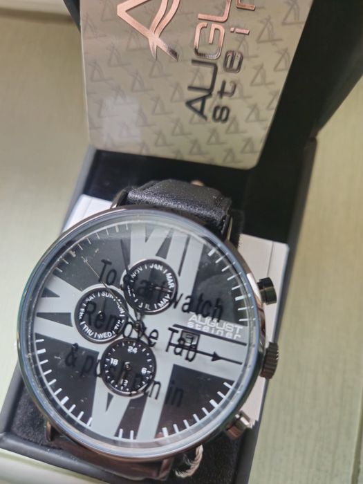 Мъжки часовник с кожена каишка August Steiner