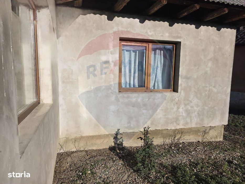 De vanzare casa solida cu teren generos si acces facil Lespezi Bacau