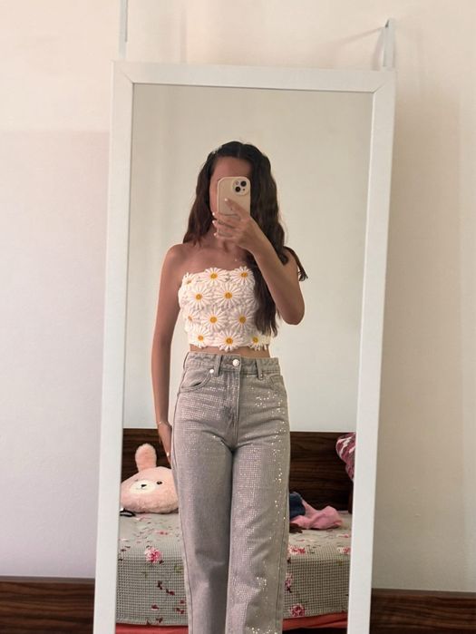 Дънки от камъни.Bershka Дънки с кристали – стил и елегантност