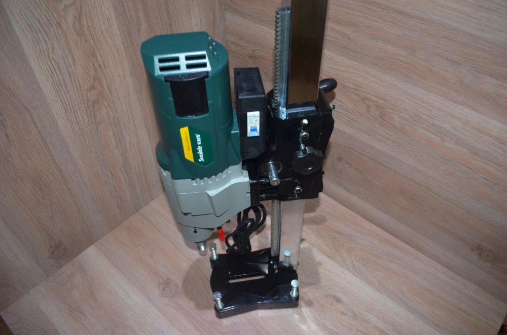 Станок алмазного бурения