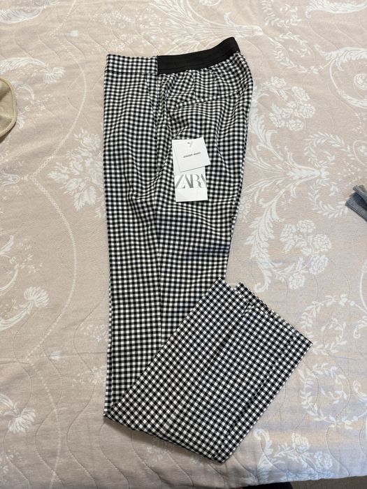 Панталои Zara Нови