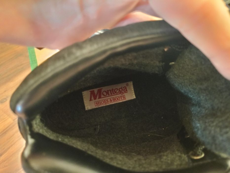 Боти естествен велур Montega